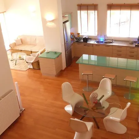Apartment Fay's